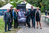 von links nach rechts: Dr. Herbert Knorr, Tim Bergmann, Katrine Engberg, Craig Russel, Dominik Raacke, Sigrun Krauß.